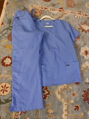 Sanibel Scrubs Women's Medical Scrub Set